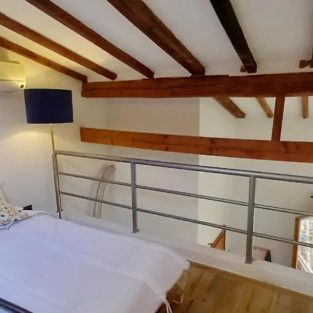 Tuscan Loft - 7 Guests With Patio Appartement *